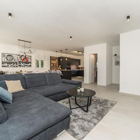 Villa Nelly Privlaka  Luaran gambar